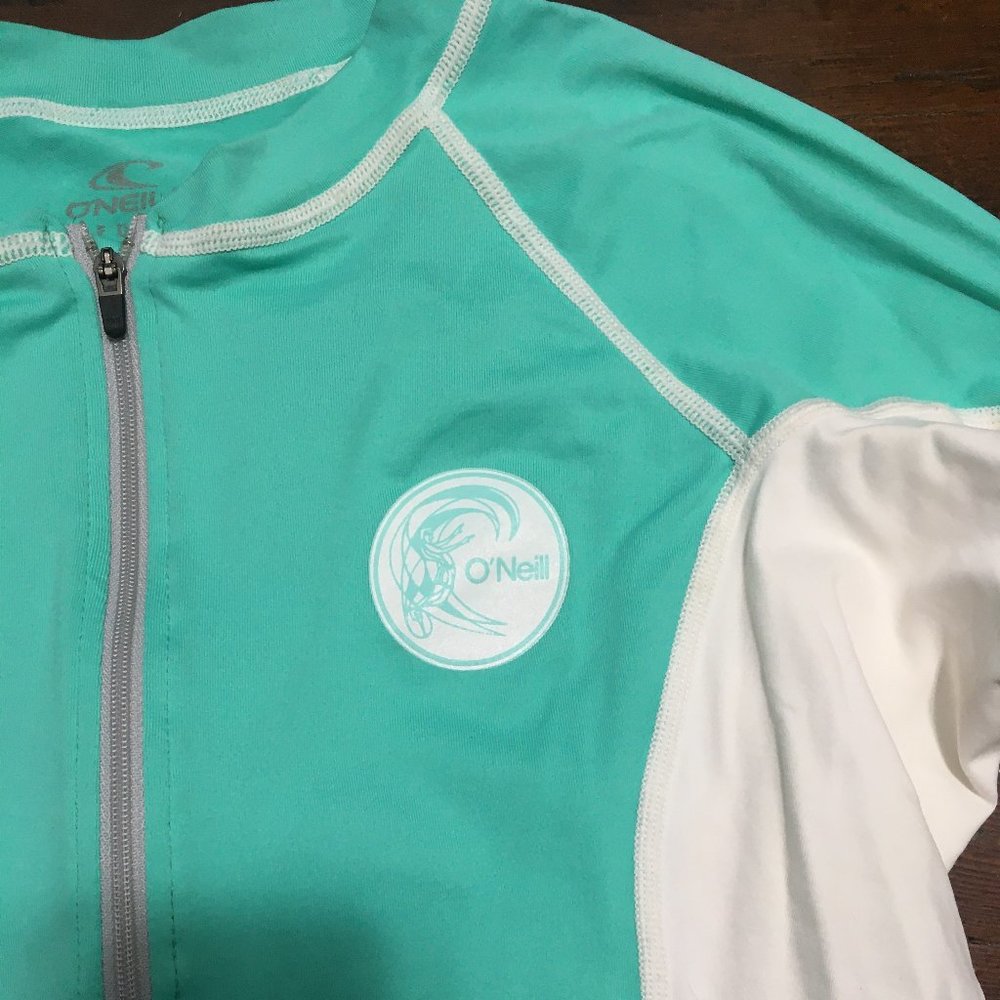 Used Longsleeve Roxy Teal Rashguard size Medium - Picture 2 of 6